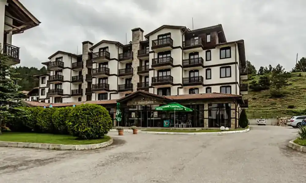 Three Mountains Boutique