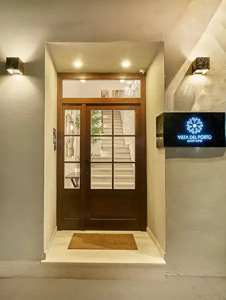 Vista Del Porto Luxury Suites