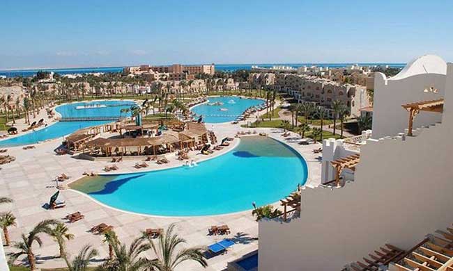 Royal Lagoons Resort & Aqua Park